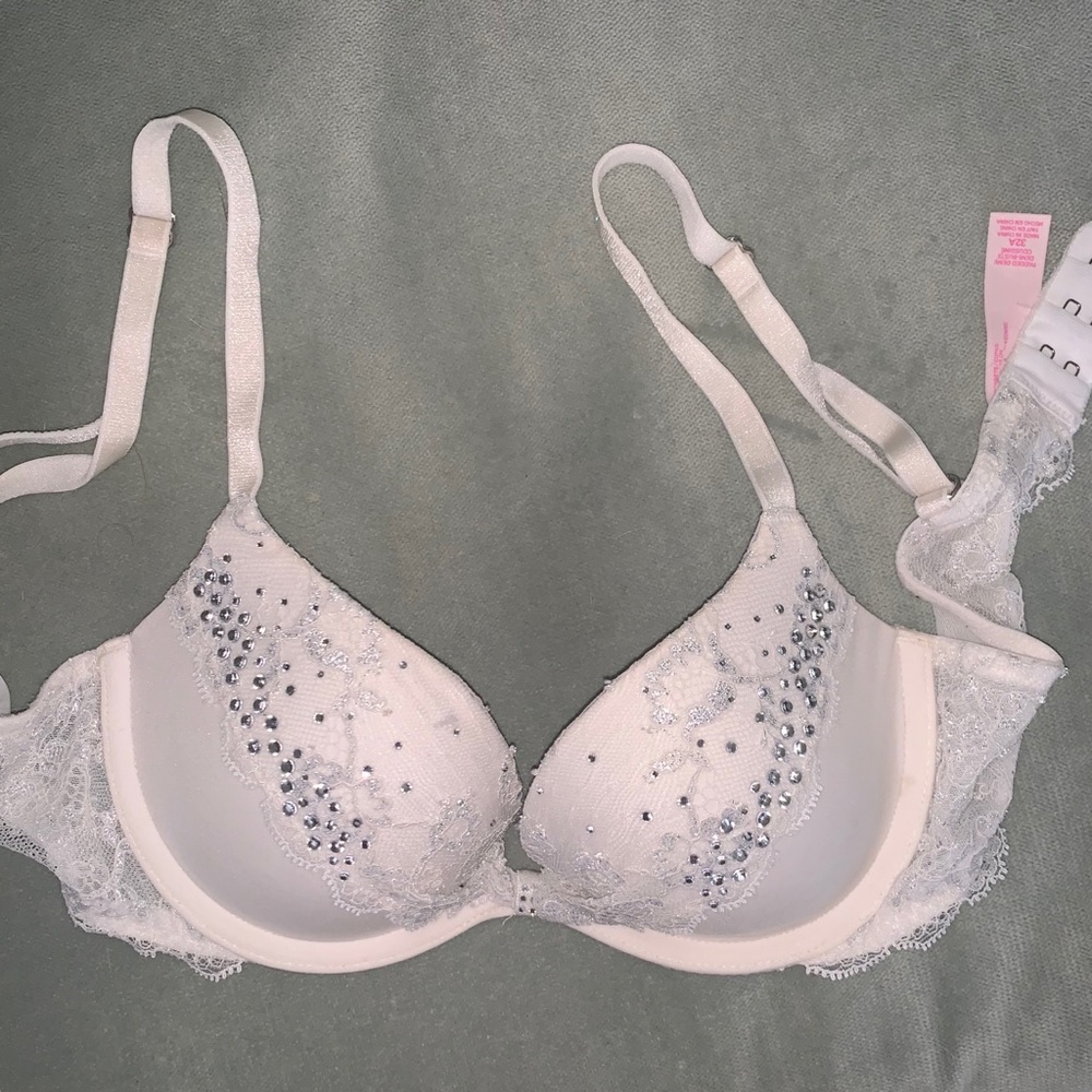 Victoria’s Secret padded Demi bra 32 A 32A